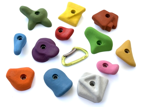 chwyty wspinaczkowe na plac zabaw kamyki do wspinaczki ścianka wspinaczkowa w domu M'Roc Holds climbingshop.pl.jpeg